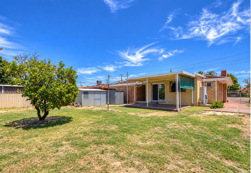 Photo - 272 Wright Street, Cloverdale WA 6105 - Image 28