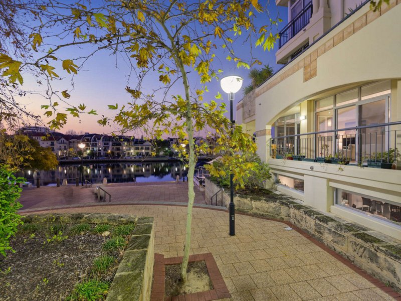 Photo - 27/20 Royal Street, East Perth WA 6004 - Image 22