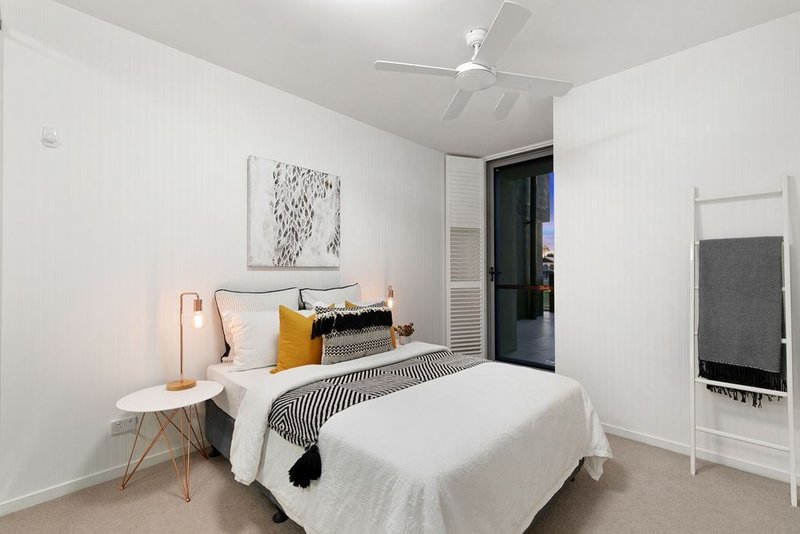 Photo - 27/21 Barramul Street, Bulimba QLD 4171 - Image 14