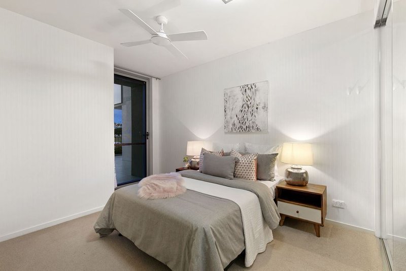 Photo - 27/21 Barramul Street, Bulimba QLD 4171 - Image 16