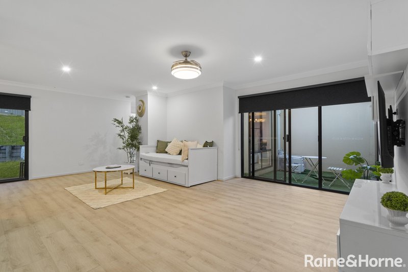Photo - 27/24 Amsonia Court, Arundel QLD 4214 - Image 6