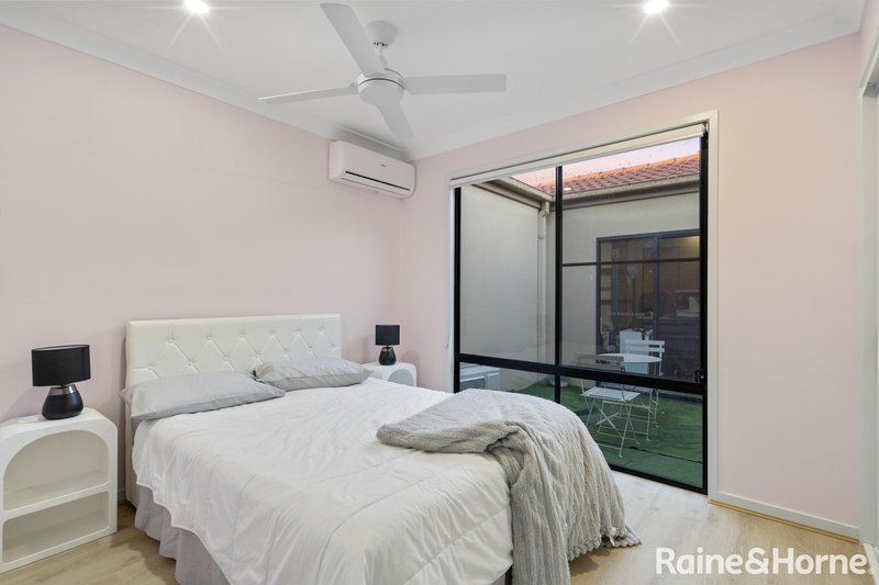 Photo - 27/24 Amsonia Court, Arundel QLD 4214 - Image 9