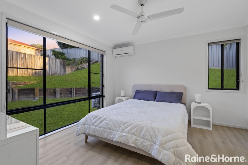 Photo - 27/24 Amsonia Court, Arundel QLD 4214 - Image 11
