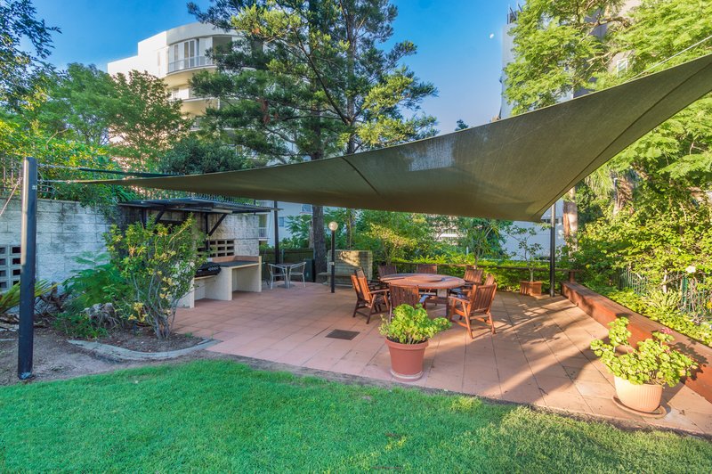 Photo - 27/24 Dunmore Terrace, Auchenflower QLD 4066 - Image 18