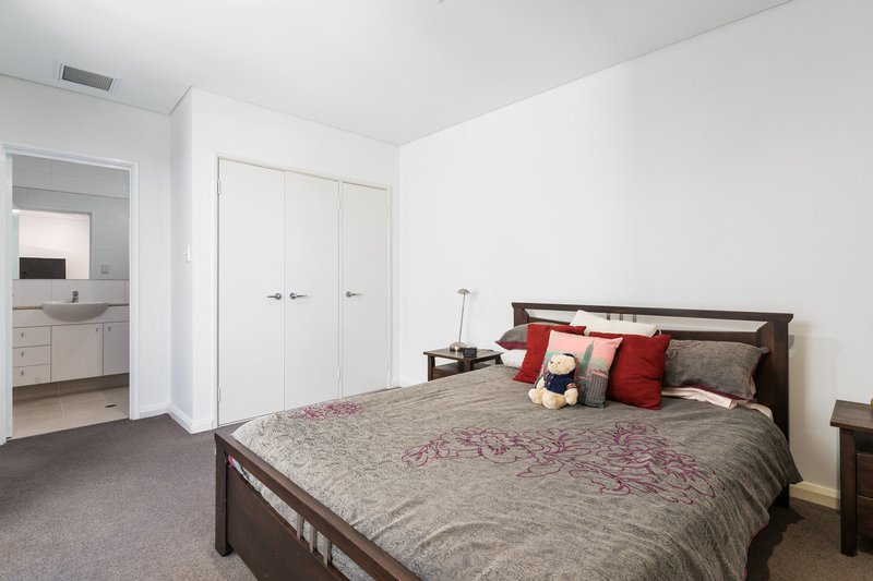 Photo - 27/258-264 Newcastle Street, Perth WA 6000 - Image 11