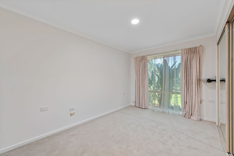 Photo - 27/26 Barrina Street, Blackburn South VIC 3130 - Image 6