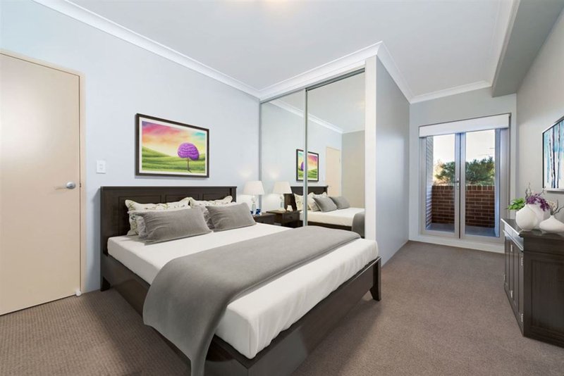 Photo - 27/26 Clifton Street, Blacktown NSW 2148 - Image 4