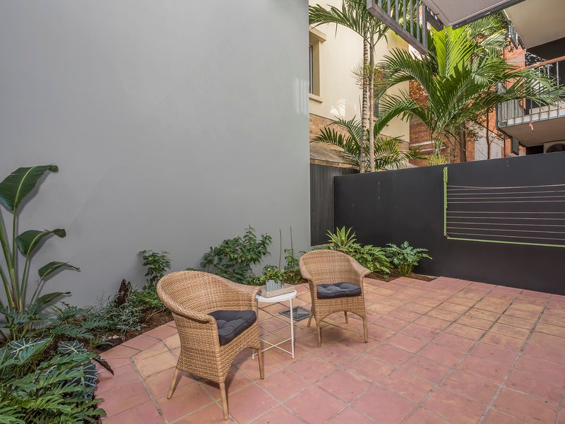 Photo - 27/27 Ballow Street, Fortitude Valley QLD 4006 - Image 8