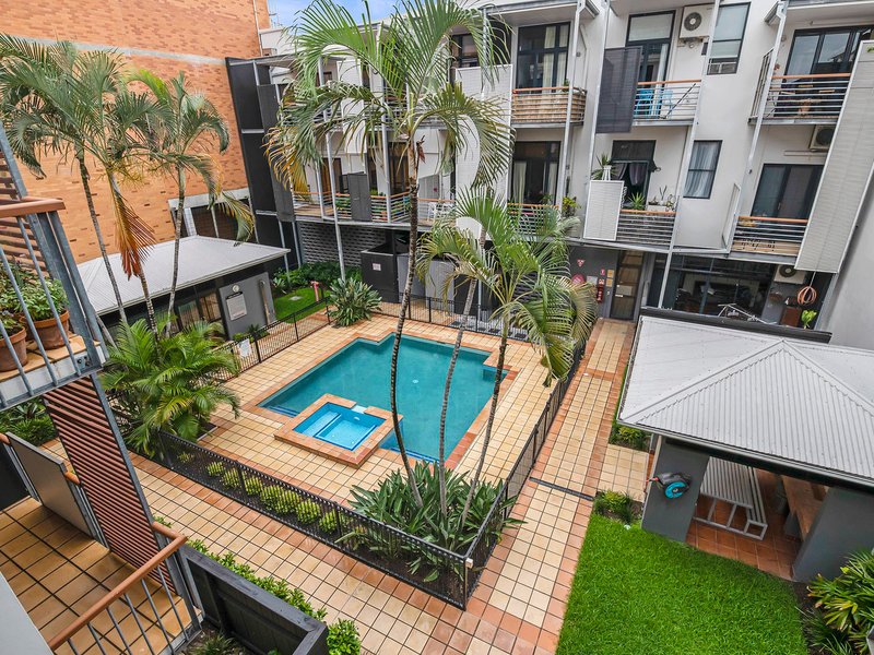 Photo - 27/27 Ballow Street, Fortitude Valley QLD 4006 - Image 10