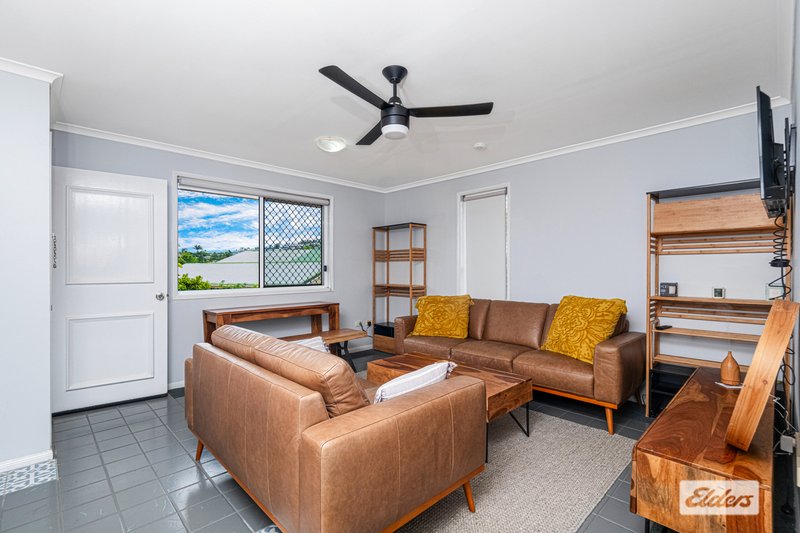 Photo - 27/29 Melaleuca Street, Cooee Bay QLD 4703 - Image 4