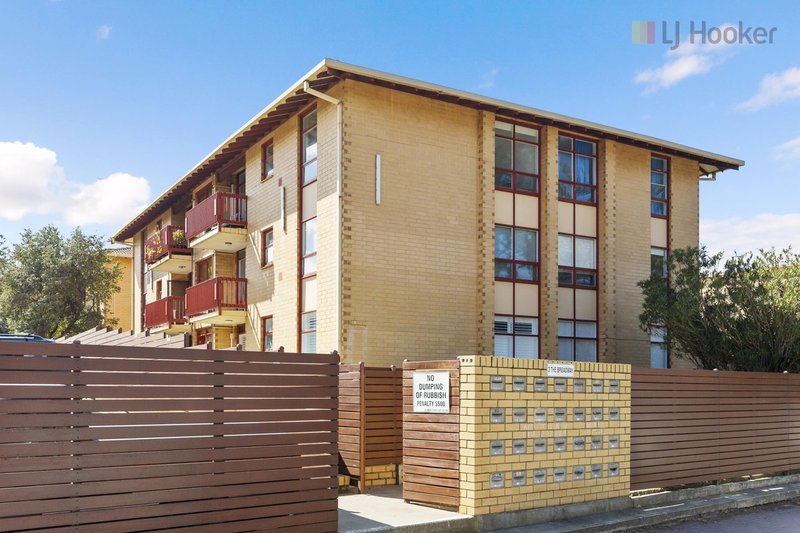 27/3 Broadway , Glenelg South SA 5045