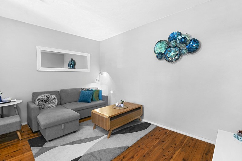 Photo - 2/73 Queenscliff Road, Queenscliff NSW 2096 - Image 1