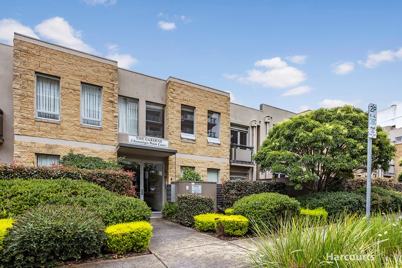 Photo - 27/3 Sovereign Point Court, Doncaster VIC 3108 - Image 6