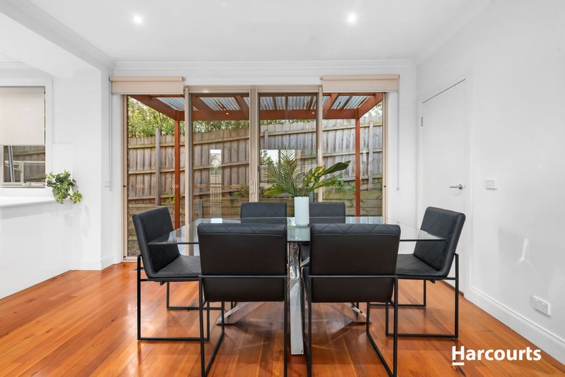 Photo - 2/73 Tram Road, Doncaster VIC 3108 - Image 5