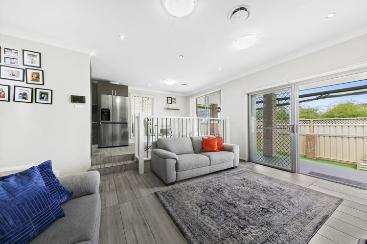 Photo - 2/73 Woodpark Road, Merrylands NSW 2160 - Image 2