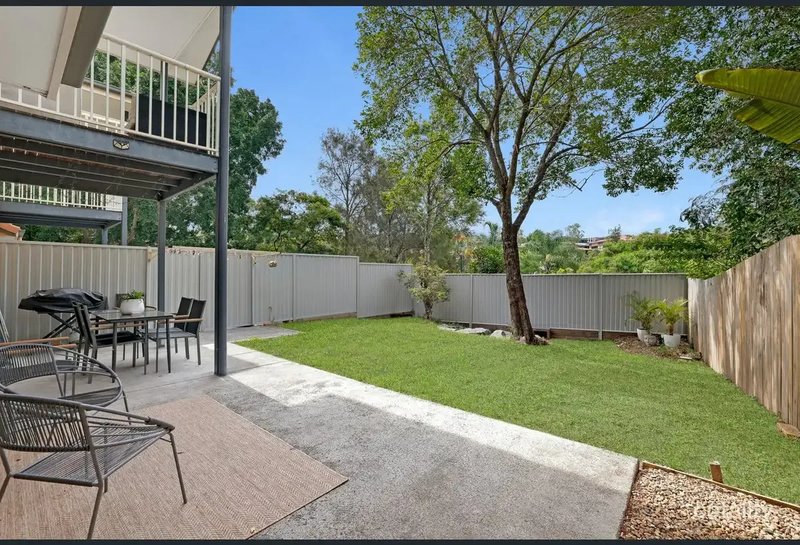 Photo - 27/31 Archipelago Street, Pacific Pines QLD 4211 - Image 11