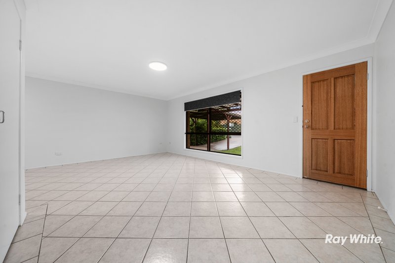 Photo - 27/31 Furzer Street, Browns Plains QLD 4118 - Image 4