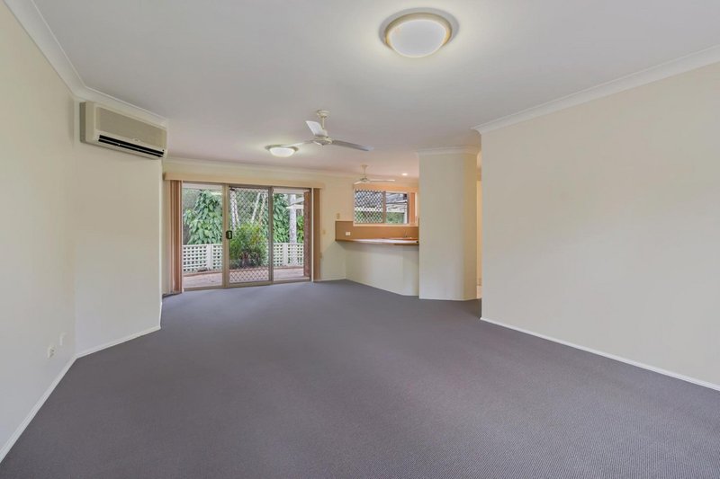 Photo - 27/33 Edmund Rice Drive, Southport QLD 4215 - Image 6