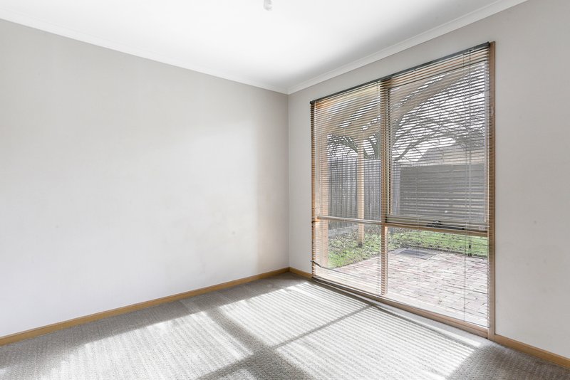 Photo - 2/737 Heatherton Road, Springvale VIC 3171 - Image 6