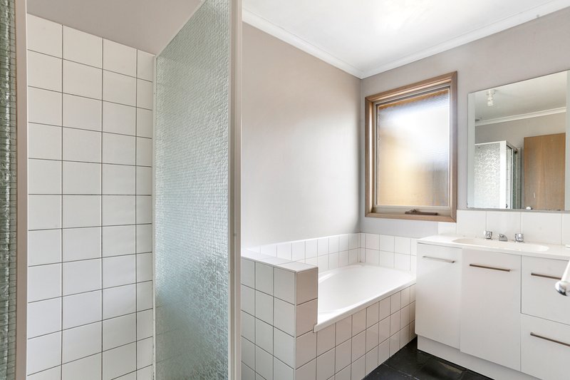 Photo - 2/737 Heatherton Road, Springvale VIC 3171 - Image 7