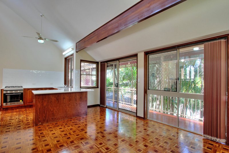 Photo - 273A Springwood Road, Springwood QLD 4127 - Image 10