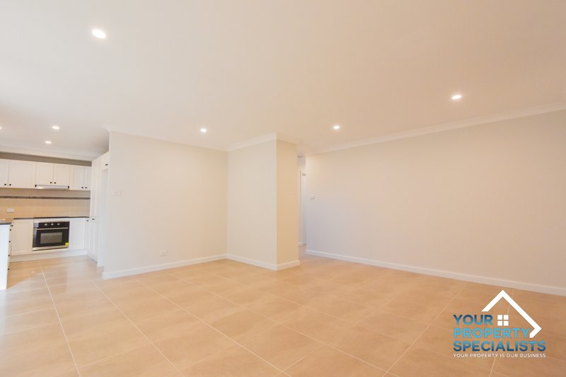 Photo - 2/74 Evan Street, Penrith NSW 2750 - Image 4