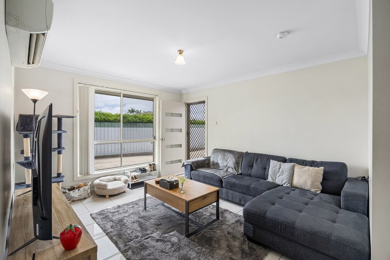 Photo - 2/74 Northcote Street, Aberdare NSW 2325 - Image 4