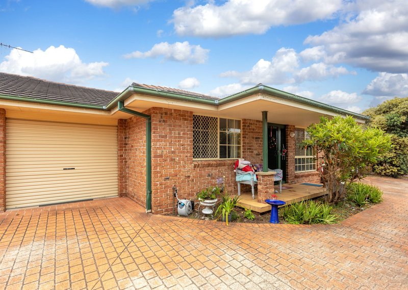 2/74 Old Bar Road, Old Bar NSW 2430