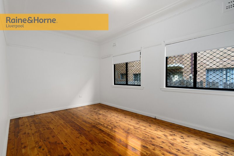 Photo - 274 River Avenue, Carramar NSW 2163 - Image 4