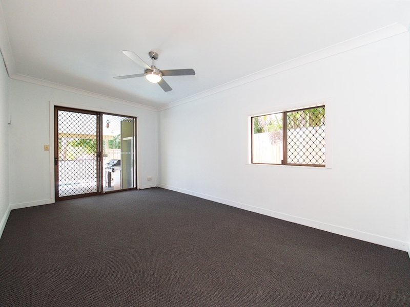 Photo - 274 Springwood Road, Springwood QLD 4127 - Image 14