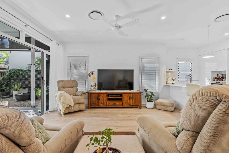 Photo - 274/1 Latitude Boulevard, Nikenbah QLD 4655 - Image 7