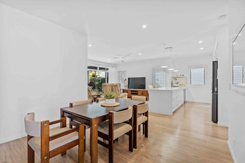 Photo - 274/1 Latitude Boulevard, Nikenbah QLD 4655 - Image 8