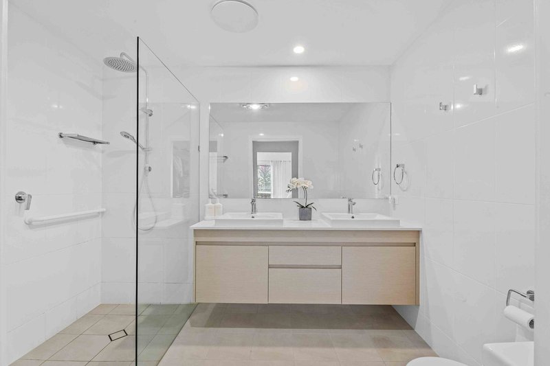 Photo - 274/1 Latitude Boulevard, Nikenbah QLD 4655 - Image 11