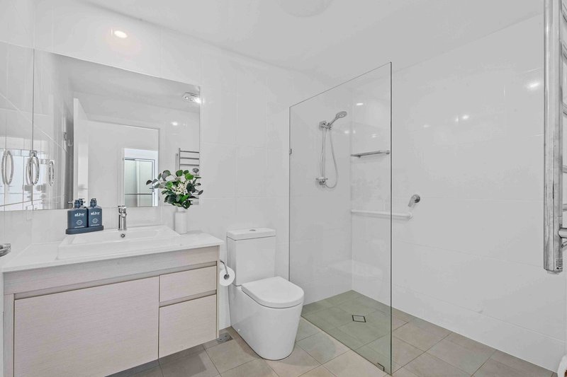 Photo - 274/1 Latitude Boulevard, Nikenbah QLD 4655 - Image 14