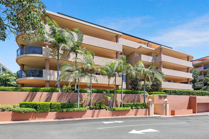 Photo - 27/41 Smith Street, Wollongong NSW 2500 - Image 1