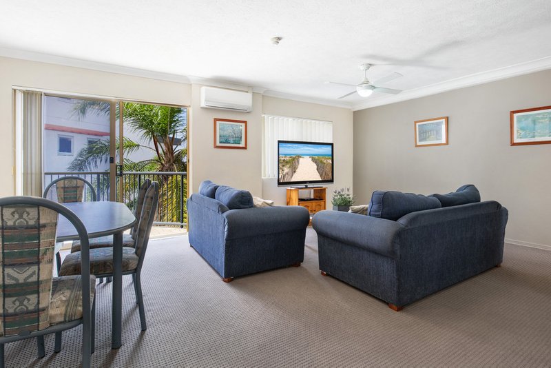 Photo - 27/418-422 Marine Parade, Biggera Waters QLD 4216 - Image 7