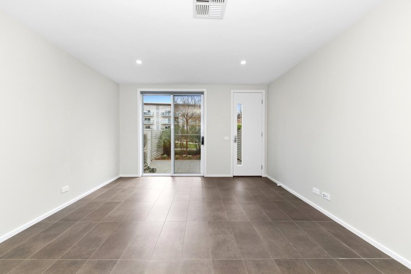 Photo - 27/45 Frencham Street, Downer ACT 2602 - Image 5