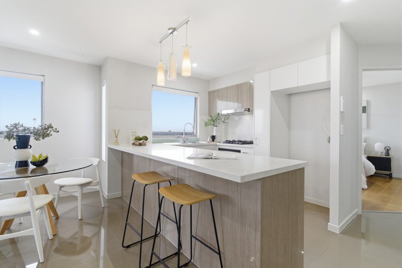 Photo - 2745/1-5 Cremin Street, Upper Mount Gravatt QLD 4122 - Image 14