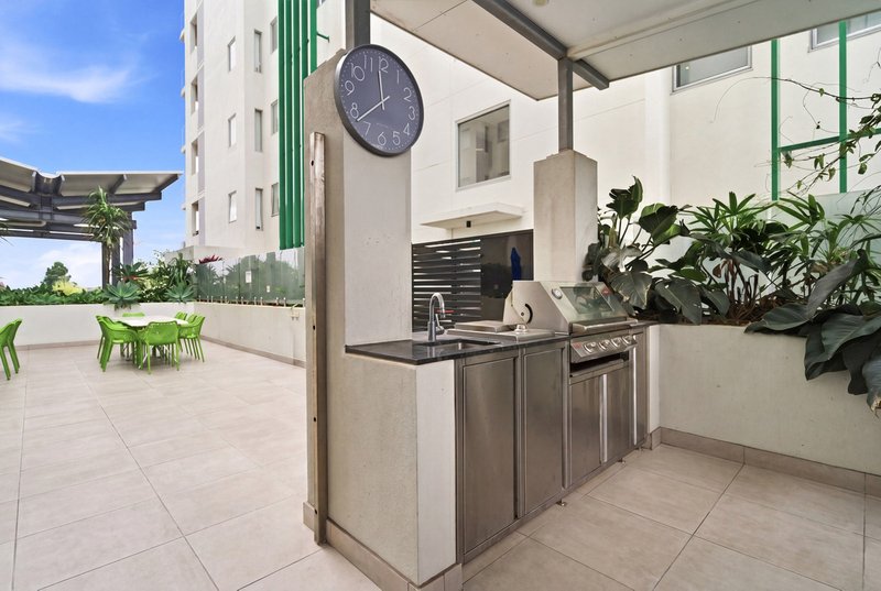 Photo - 2745/1-5 Cremin Street, Upper Mount Gravatt QLD 4122 - Image 24