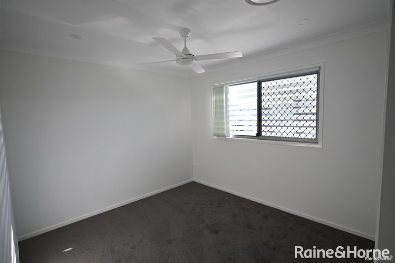 Photo - 27/46 Claussen Street, Browns Plains QLD 4118 - Image 10