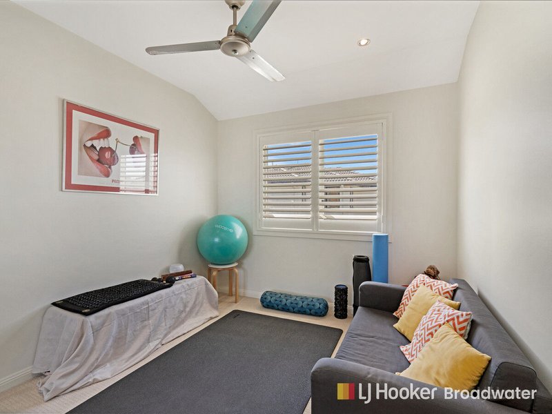 Photo - 2/75 Broad Street, Labrador QLD 4215 - Image 13