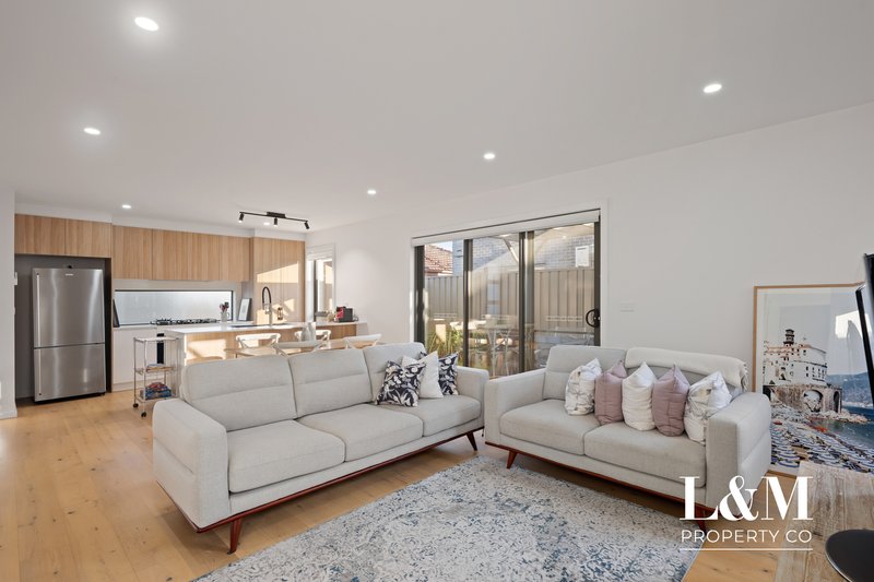 Photo - 2/75 King Street, Airport West VIC 3042 - Image 3