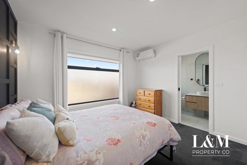 Photo - 2/75 King Street, Airport West VIC 3042 - Image 9