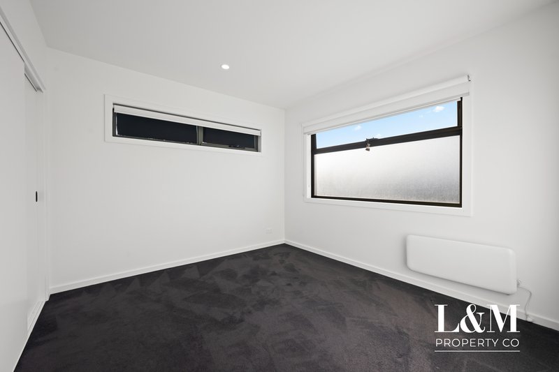 Photo - 2/75 King Street, Airport West VIC 3042 - Image 11