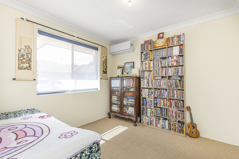 Photo - 2/75 Ravenswood Drive, Westminster WA 6061 - Image 10