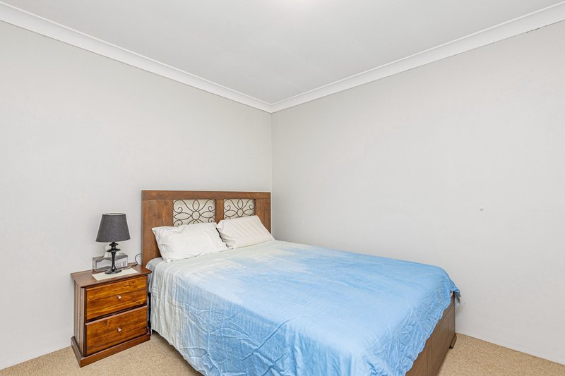 Photo - 2/75 Ravenswood Drive, Westminster WA 6061 - Image 11