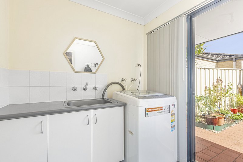 Photo - 2/75 Ravenswood Drive, Westminster WA 6061 - Image 14