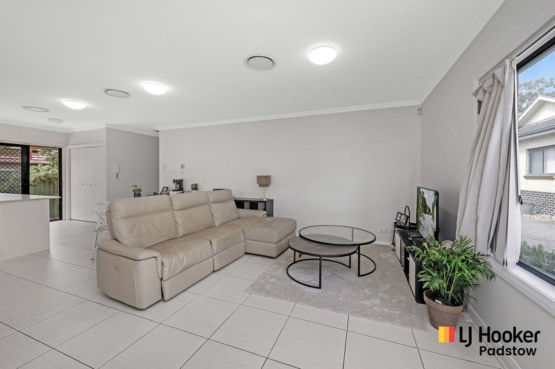 Photo - 2/75 Uranus Road, Revesby NSW 2212 - Image 4