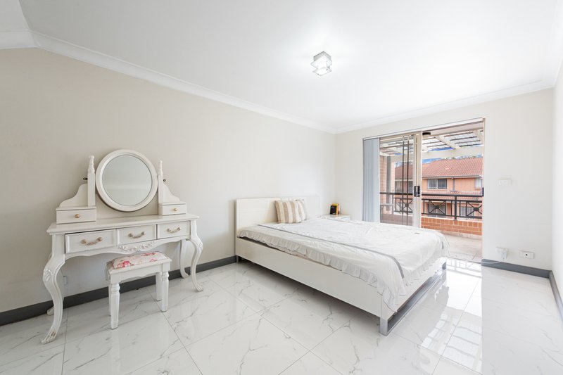 Photo - 27/57 Bellevue Avenue, Georges Hall NSW 2198 - Image 6