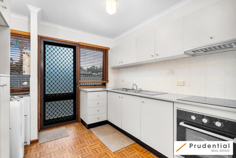 Photo - 27/58 Greenoaks Avenue, Bradbury NSW 2560 - Image 2